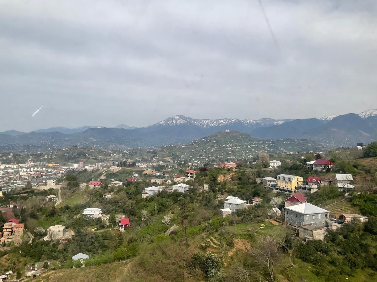 Babi Home Batumi Bagian luar foto