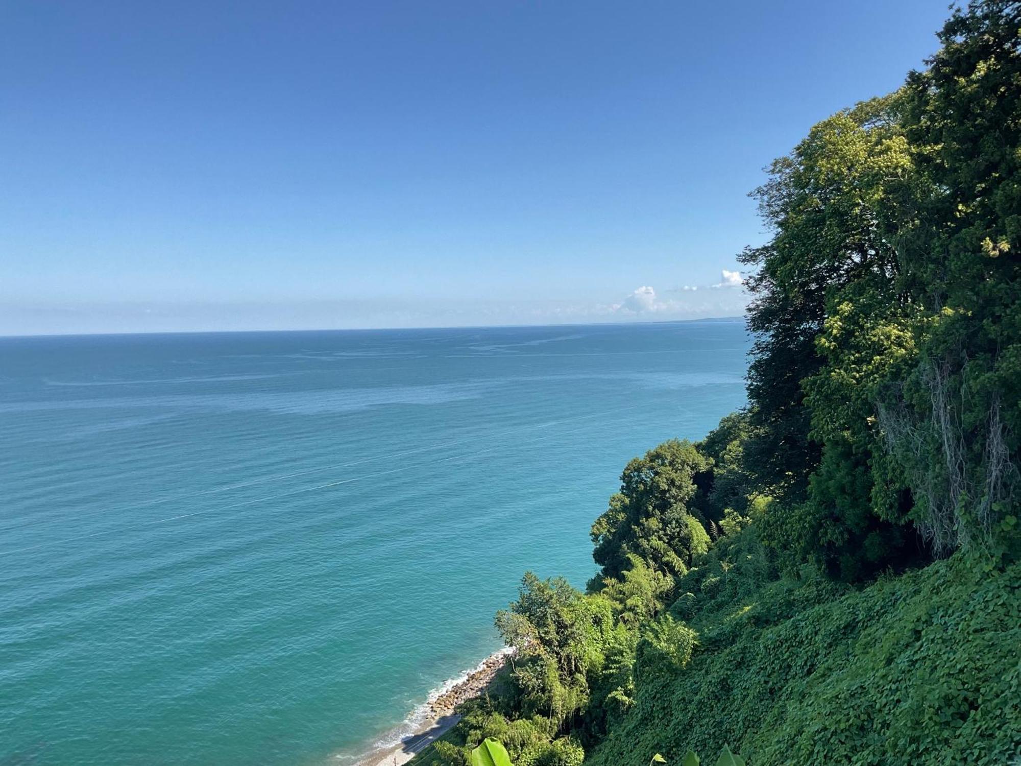 Babi Home Batumi Bagian luar foto